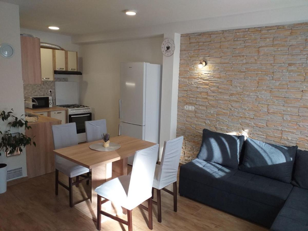 Apartment Petra *