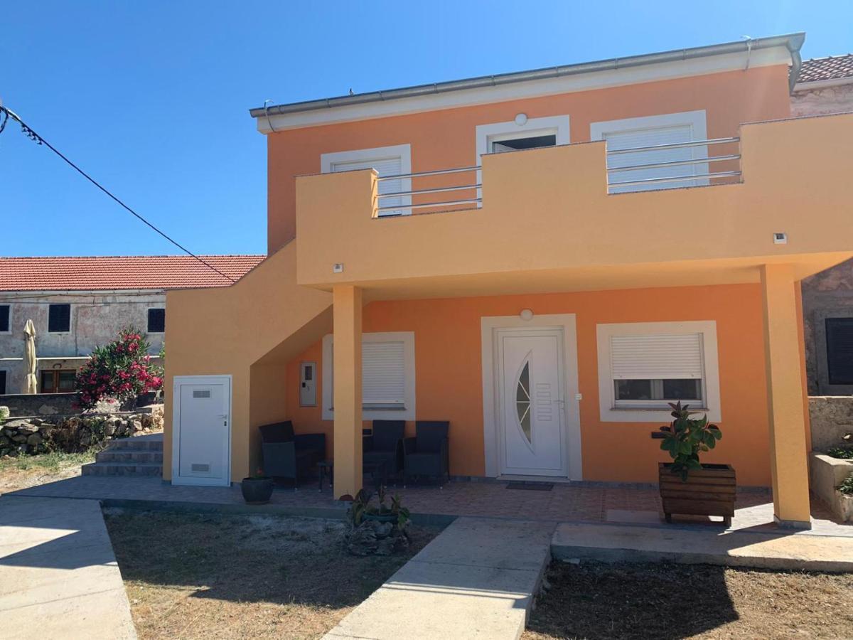 Petra Apartment Olib